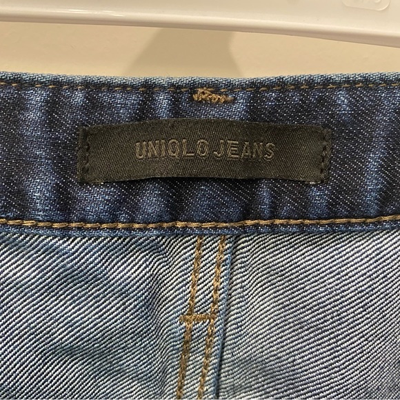 2/$18 Uniqlo Blue Denim Straight Jeans Mens Size 30 Waist - Picture 5 of 6